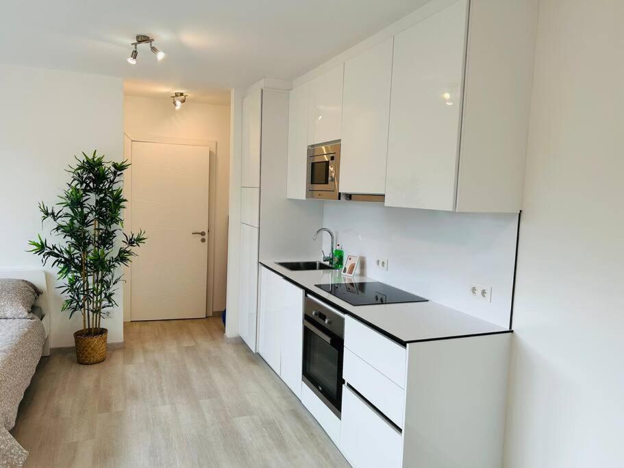 Sunny Modern Apartment With Balcony - Free Parking Viena Exterior foto